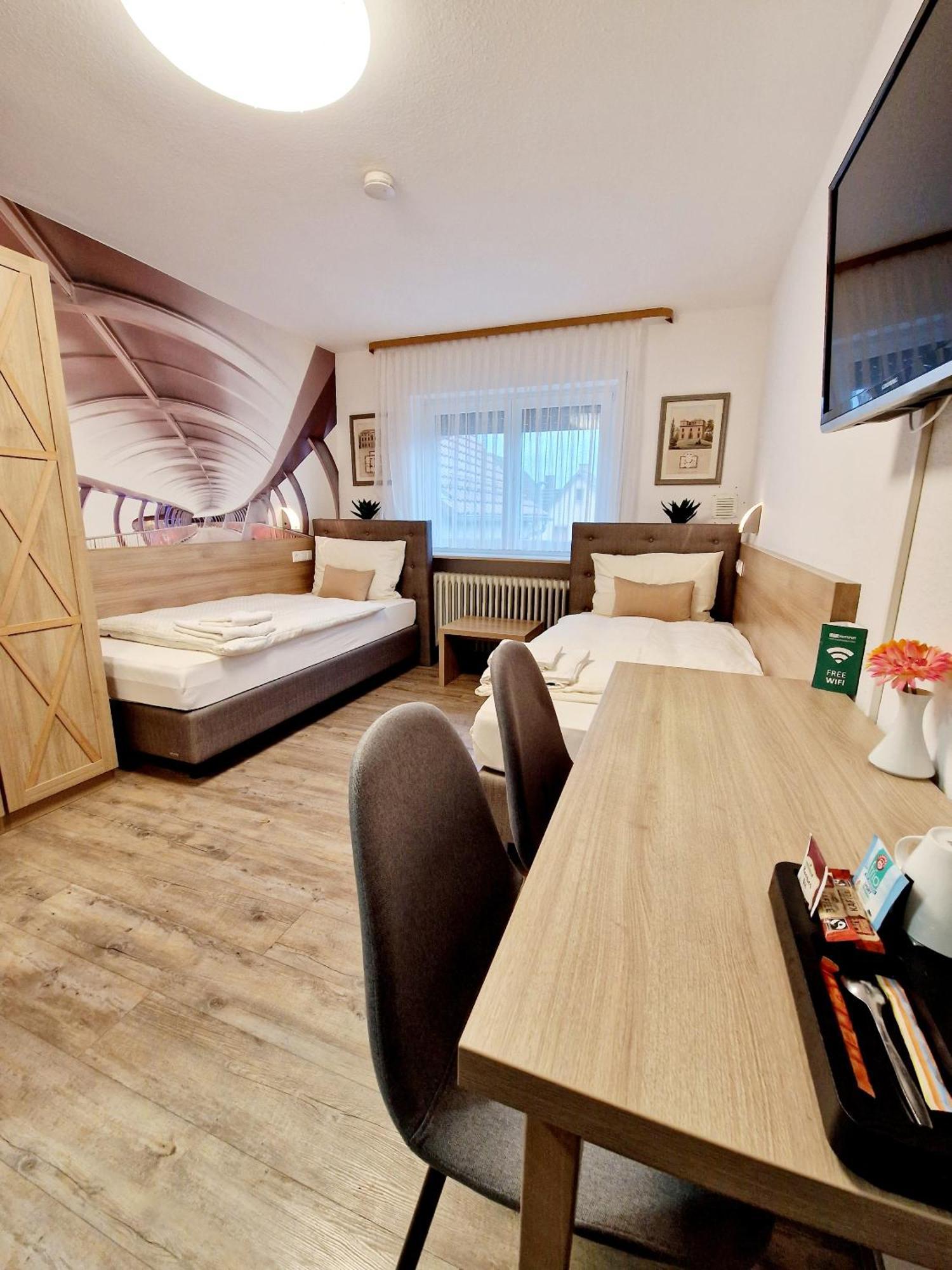 Hotel Rheintal Капел-Графенхаузен Стая снимка